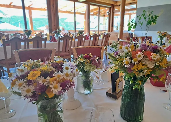 Guest house Berggasthof Karlbauer Lendorf